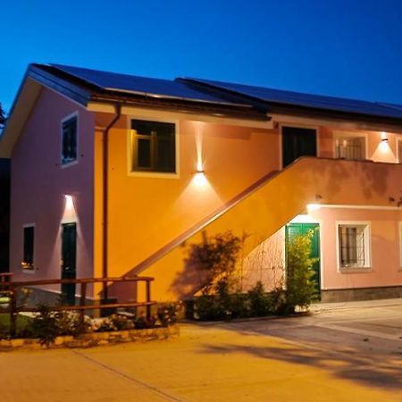 Agriturismo Ca' Du Nibile Di Bove Gabriele Carbuta Exterior foto